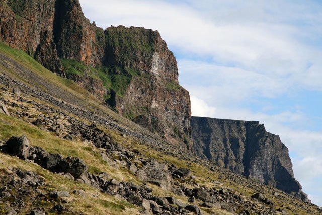 arnarfjordurnorthcliffs.jpg